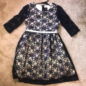Girls dress